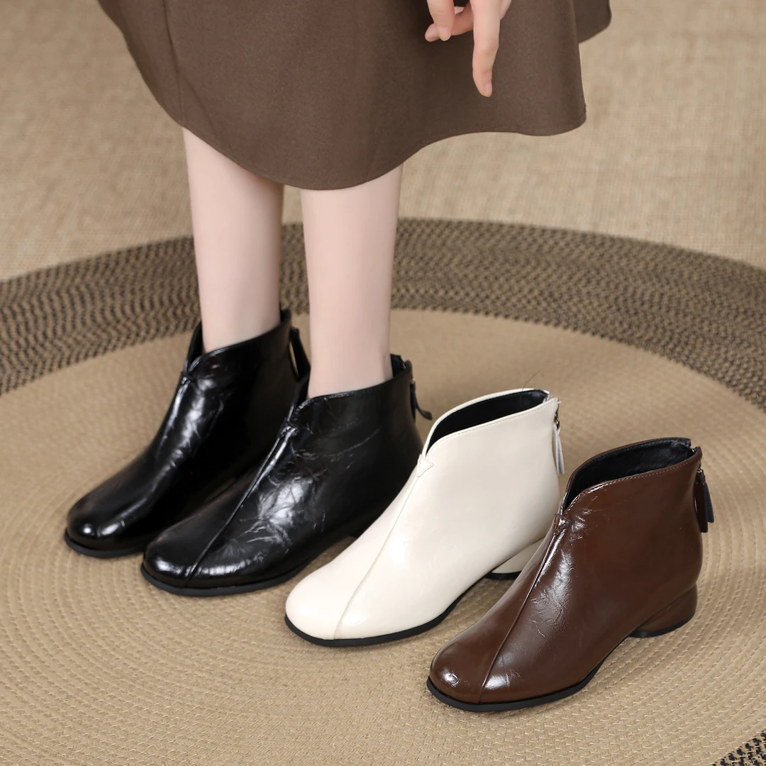 2025秋冬新款低跟圆头真皮漆皮短靴亮面时尚女士靴子