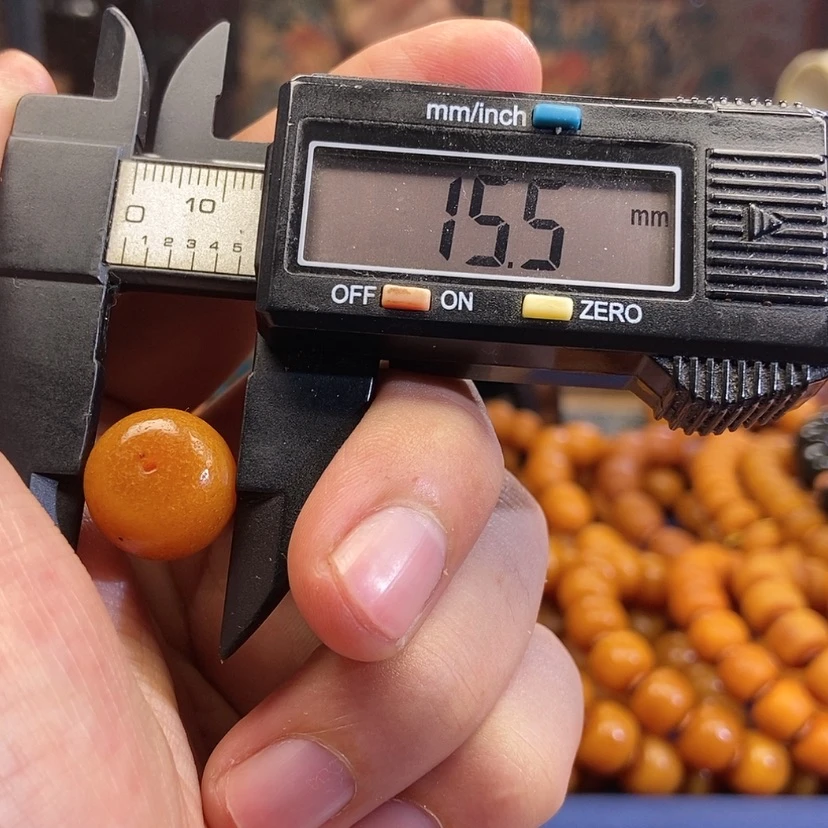 【闪购商品】蜜蜡未镶嵌珠宝奇石