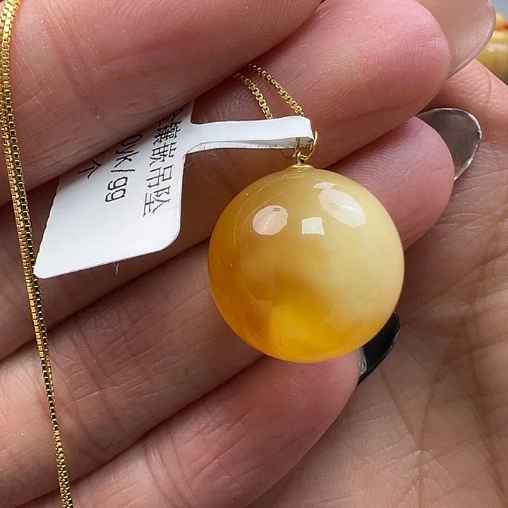 蜜蜡未镶嵌珠宝奇石