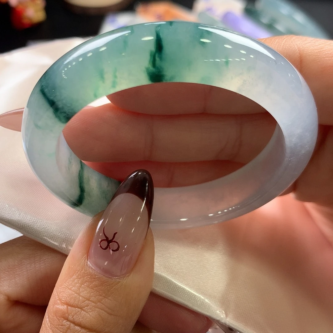 翡翠未镶嵌手镯60号