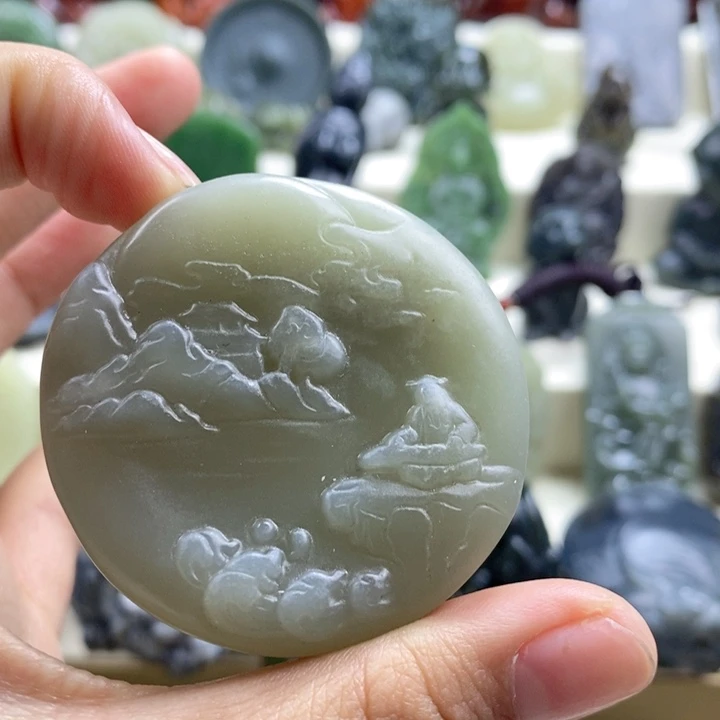 和田玉颈饰未镶嵌