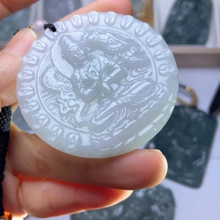 翡翠未镶嵌挂件翡翠