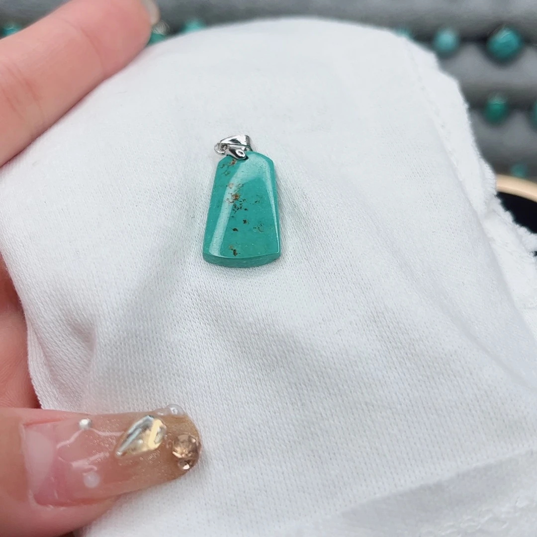 绿松石绿松石未镶嵌