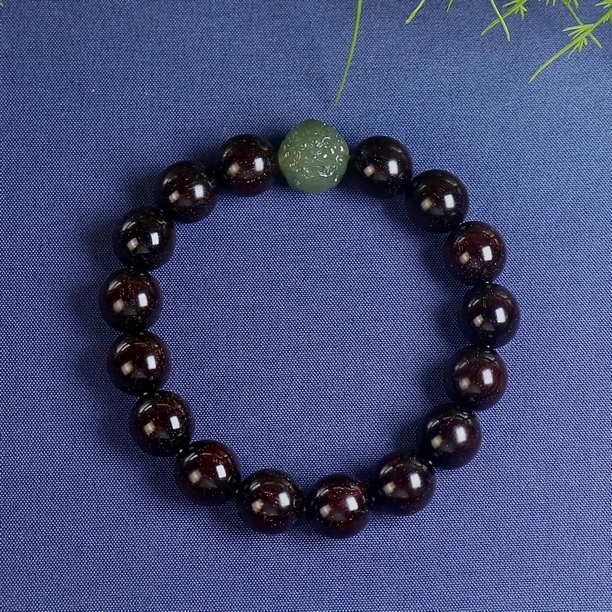 搭配和田玉印度小叶紫檀1.2满金星文玩手串高油密盘玩佩戴多样性