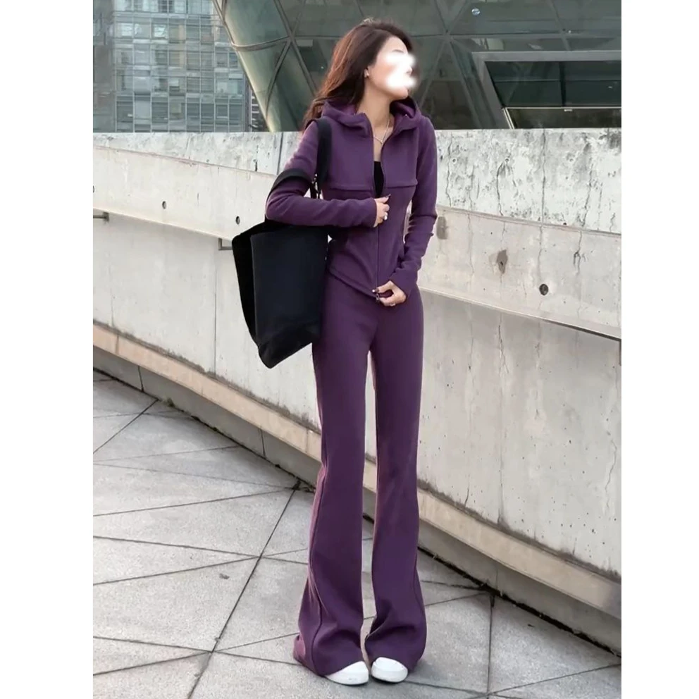 欧货紫色休闲运动套装女2025年春秋新款洋气修身显瘦微喇裤两件套