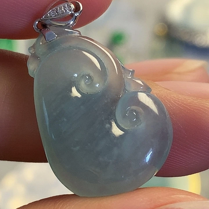 翡翠18K金镶嵌戒指