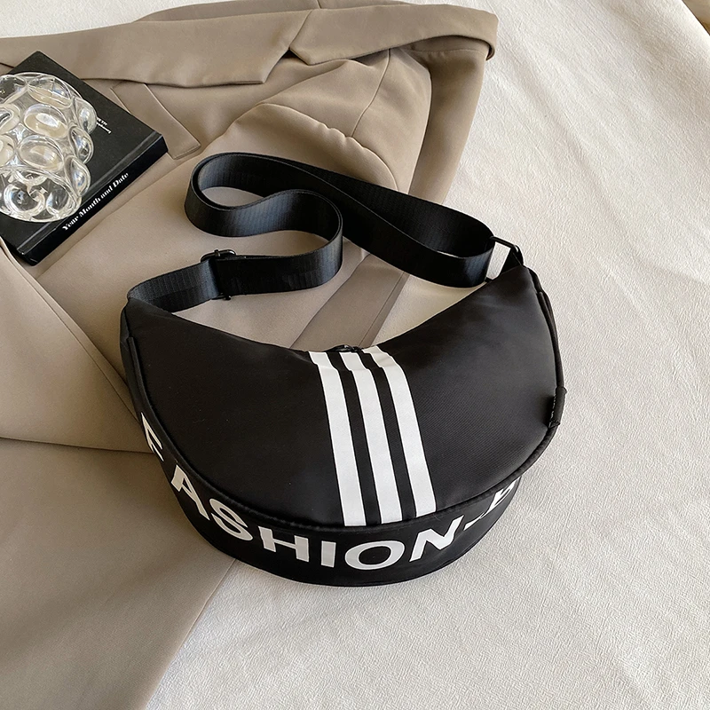 2025新款百搭三道杠尼龙布包防水实用简约设计感多色单肩包斜挎包