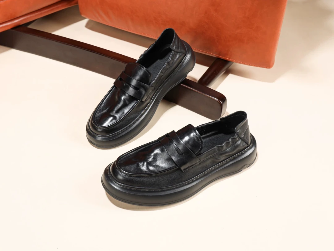 2024夏季新款头层牛皮新款时尚休闲百搭皮鞋欧美商务正装套脚男鞋