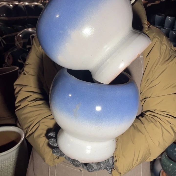 紫砂花盆口15高22瑕疵瑕疵