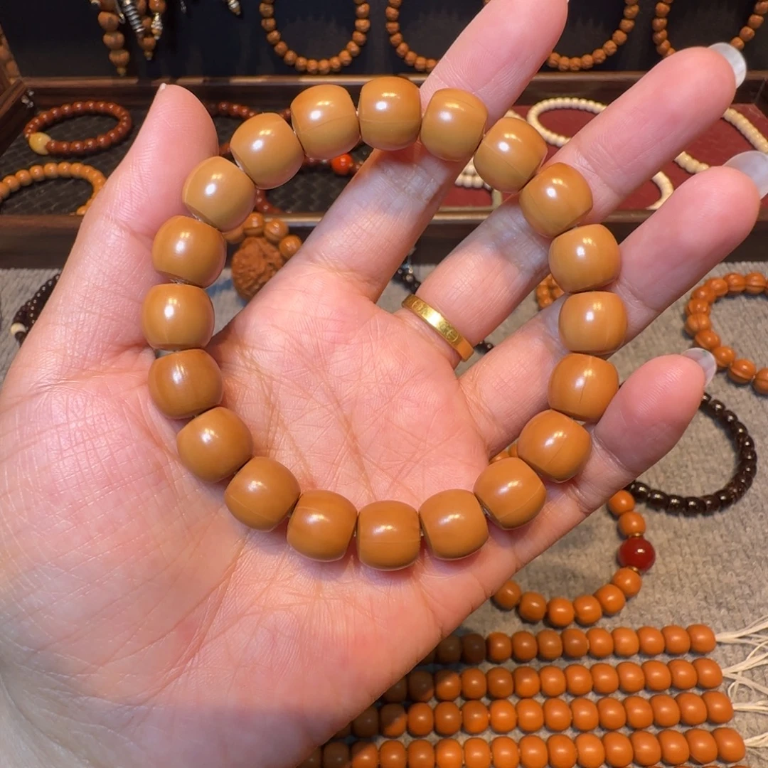 猴头核桃吊坠瑕疵款大直切 介意慎拍