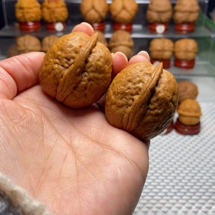 文玩核桃把件20粗筋大屁桃