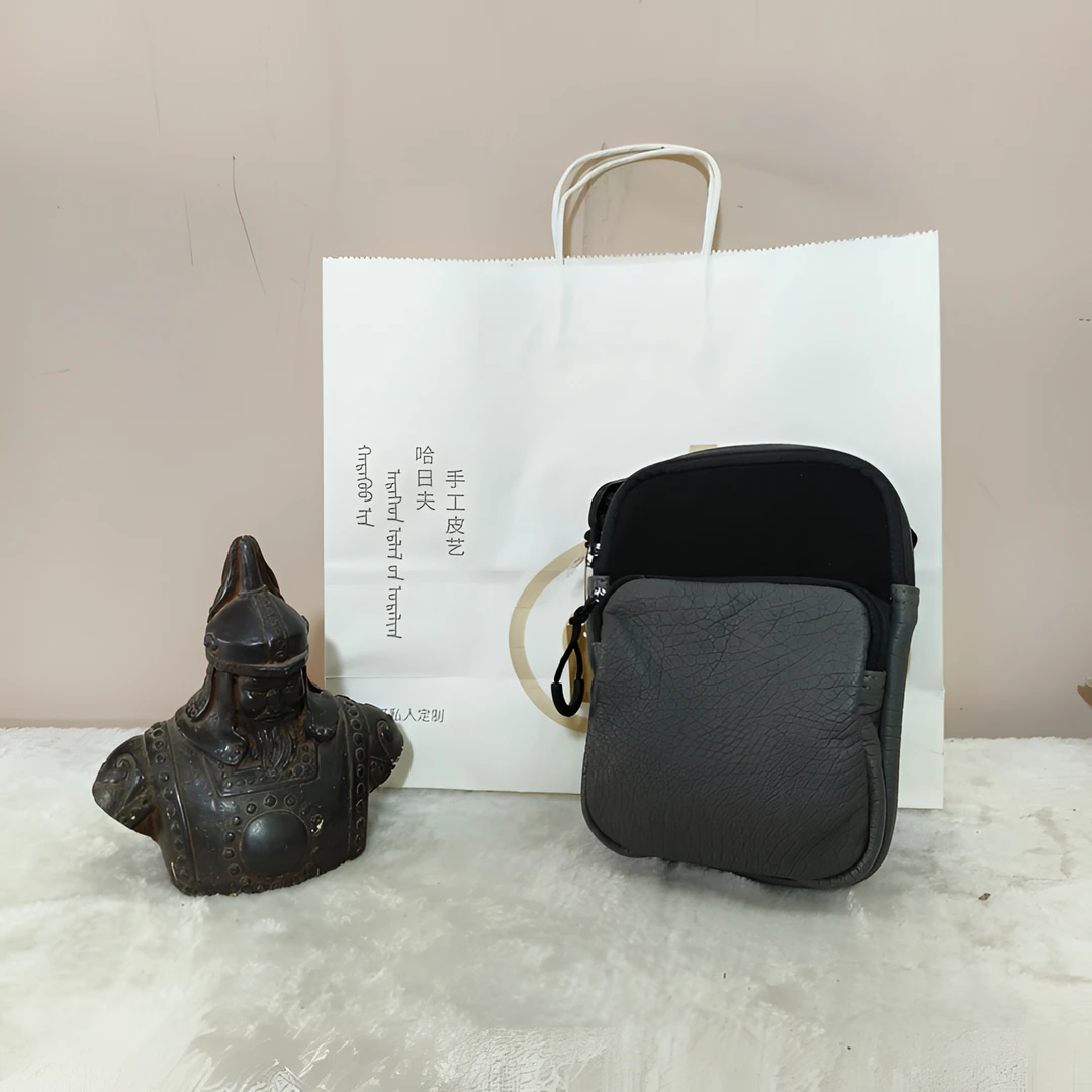 休闲风二层包挎包时尚轻奢风男士单肩潮流经典手机包