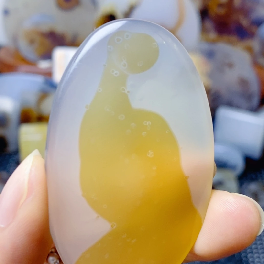 玛瑙/玉髓未镶嵌珠宝奇石