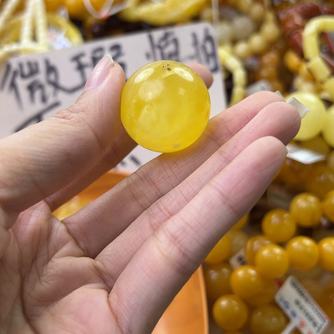 琥珀珠宝奇石未镶嵌