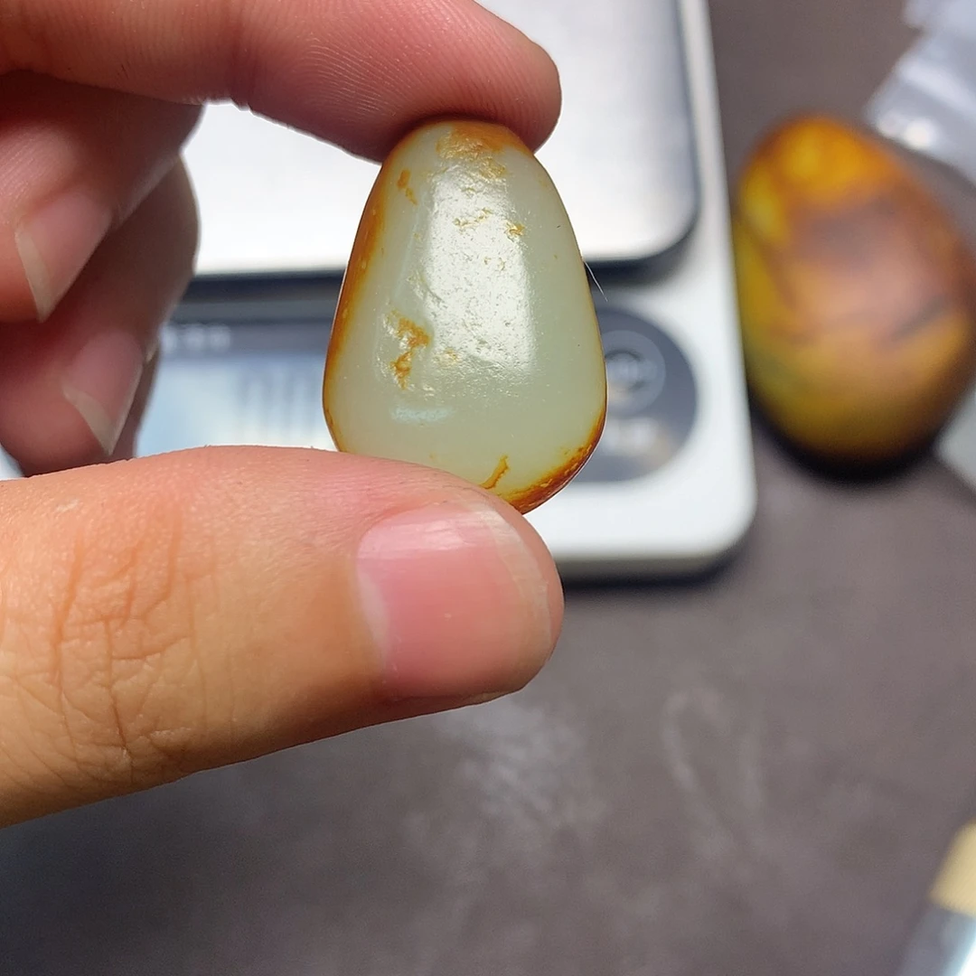 和田玉（糖玉）未镶嵌挂件