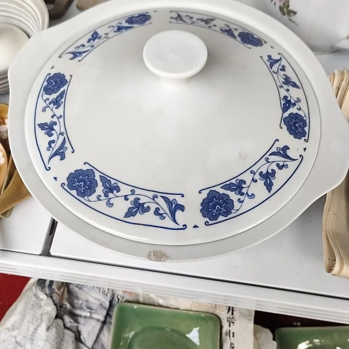 瓷片瓷器，各种摆件，瓷片，