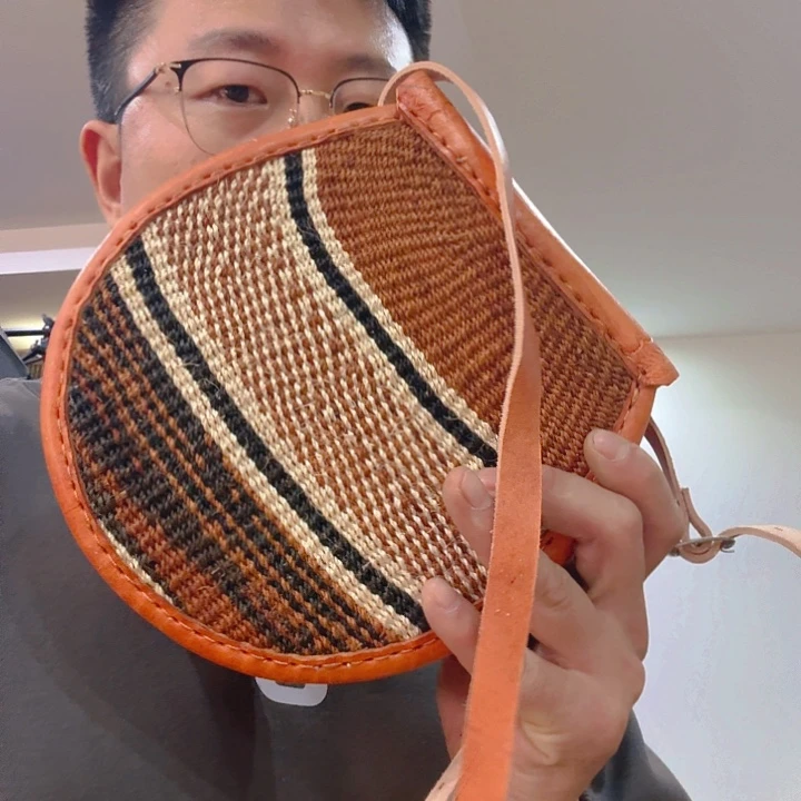 雅***钢小乐非洲鼓 非洲手工牛皮包