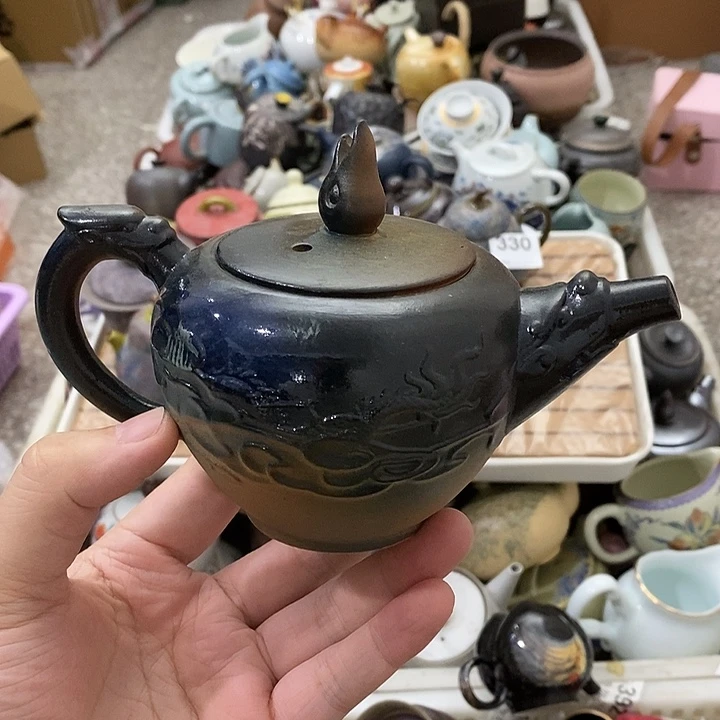 陶瓷艺术品及陶瓷壶壶