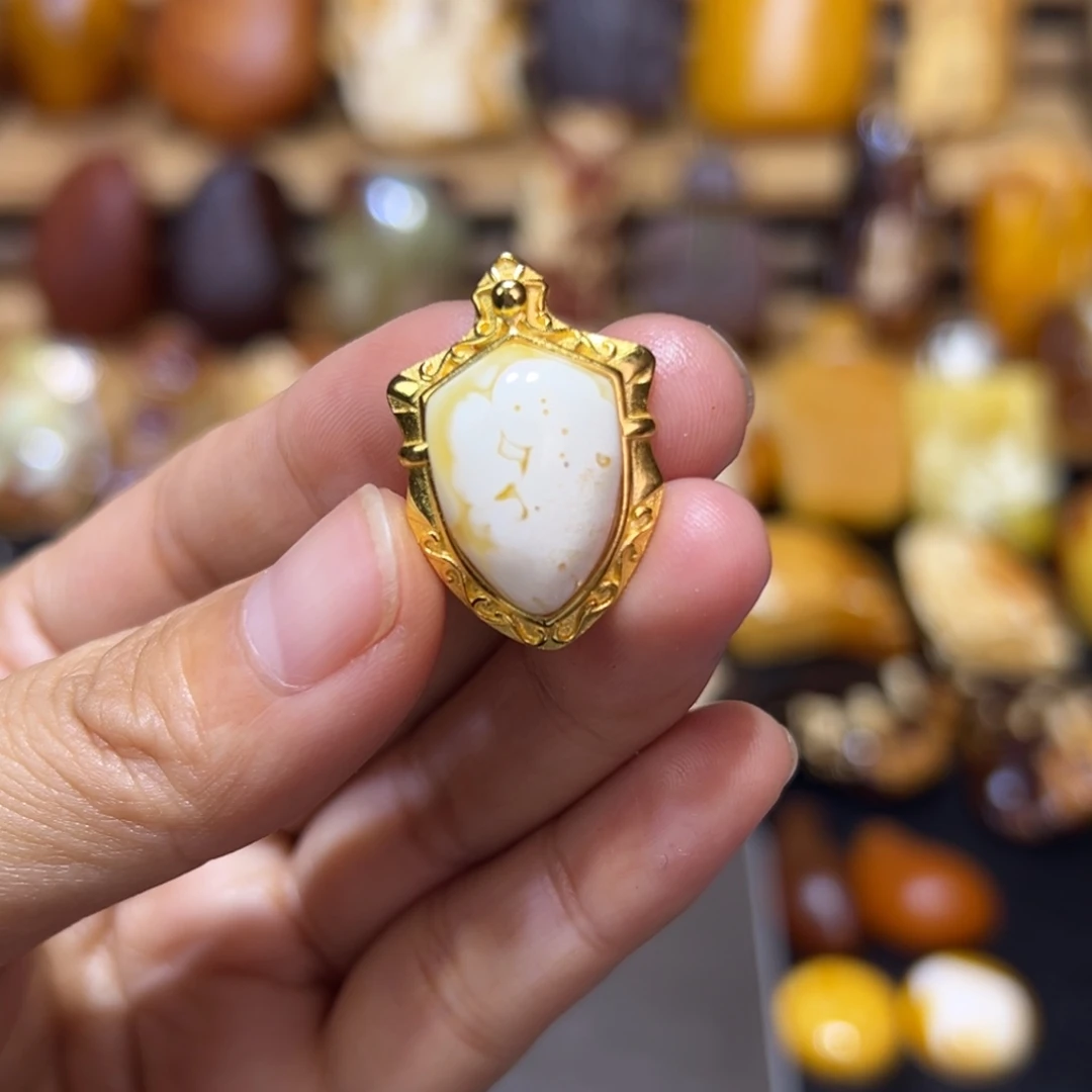 定制琥珀未镶嵌琥珀蜜蜡