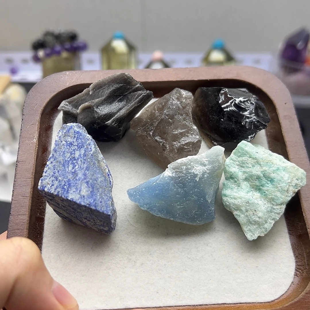 珠宝半成品水晶未镶嵌