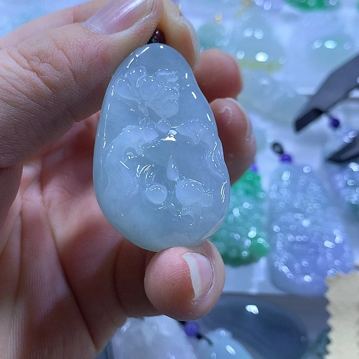 翡翠未镶嵌颈饰天然翡翠A货吊坠