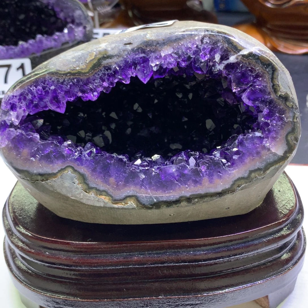 水晶摆件未镶嵌安**宁