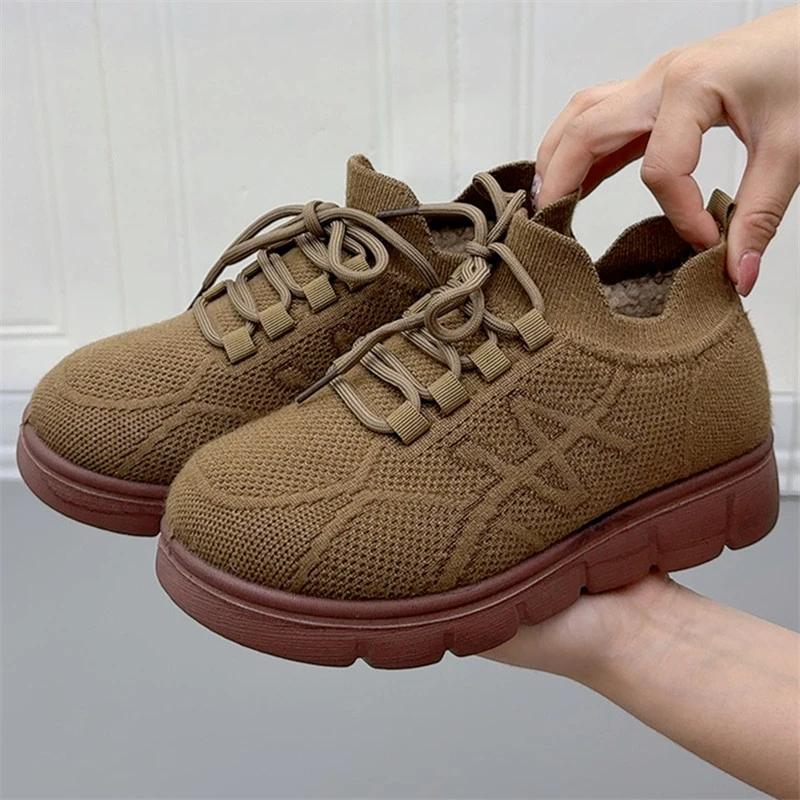 冬季加肥加宽保暖老北京棉鞋新款低帮加绒加厚面包鞋厚底女棉鞋