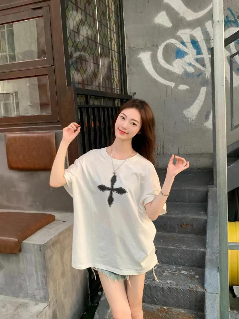 [A阔身版型T恤合计】十字花阔身T显瘦时尚百搭夏季黑色宽松纯色