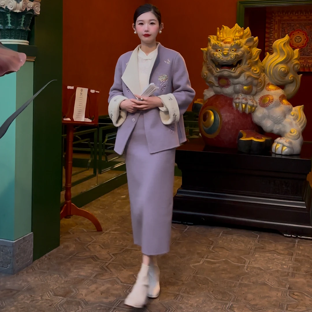 紫葡萄新中式重工刺绣两面穿100羊毛外套双面呢套装