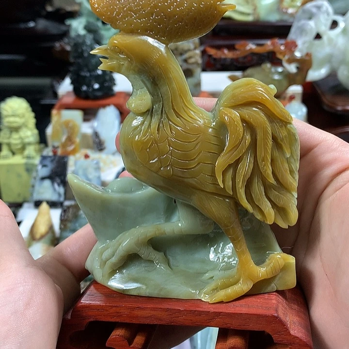 岫玉手把件未镶嵌独**忆