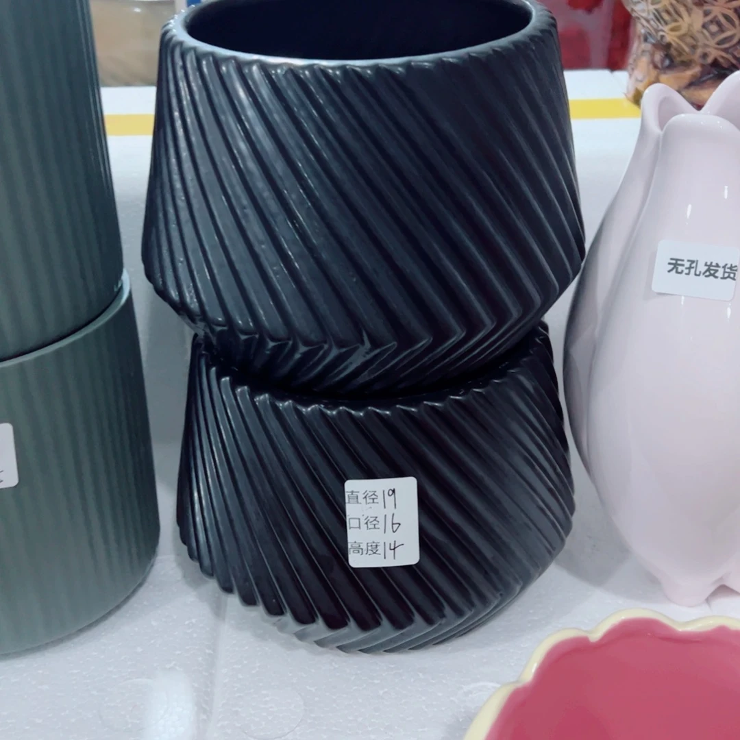 有孔，陶瓷花盆满10米包邮发货