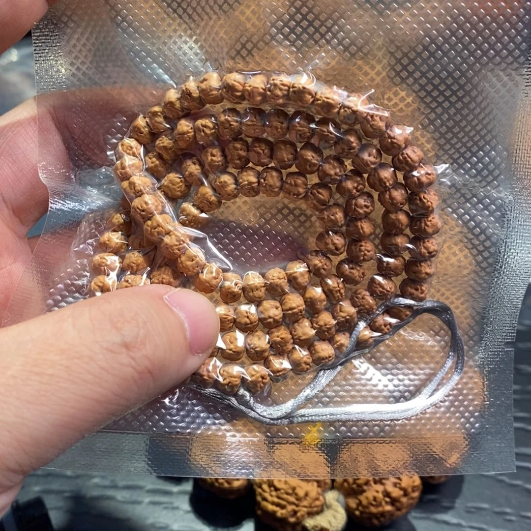 金刚菩提手串是**啊梅花