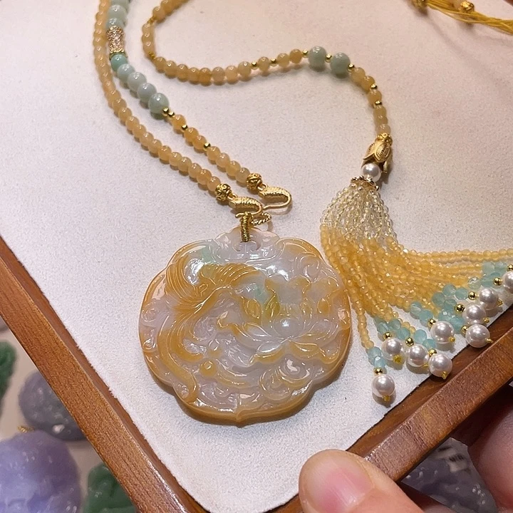 翡翠未镶嵌颈饰翡翠吊坠