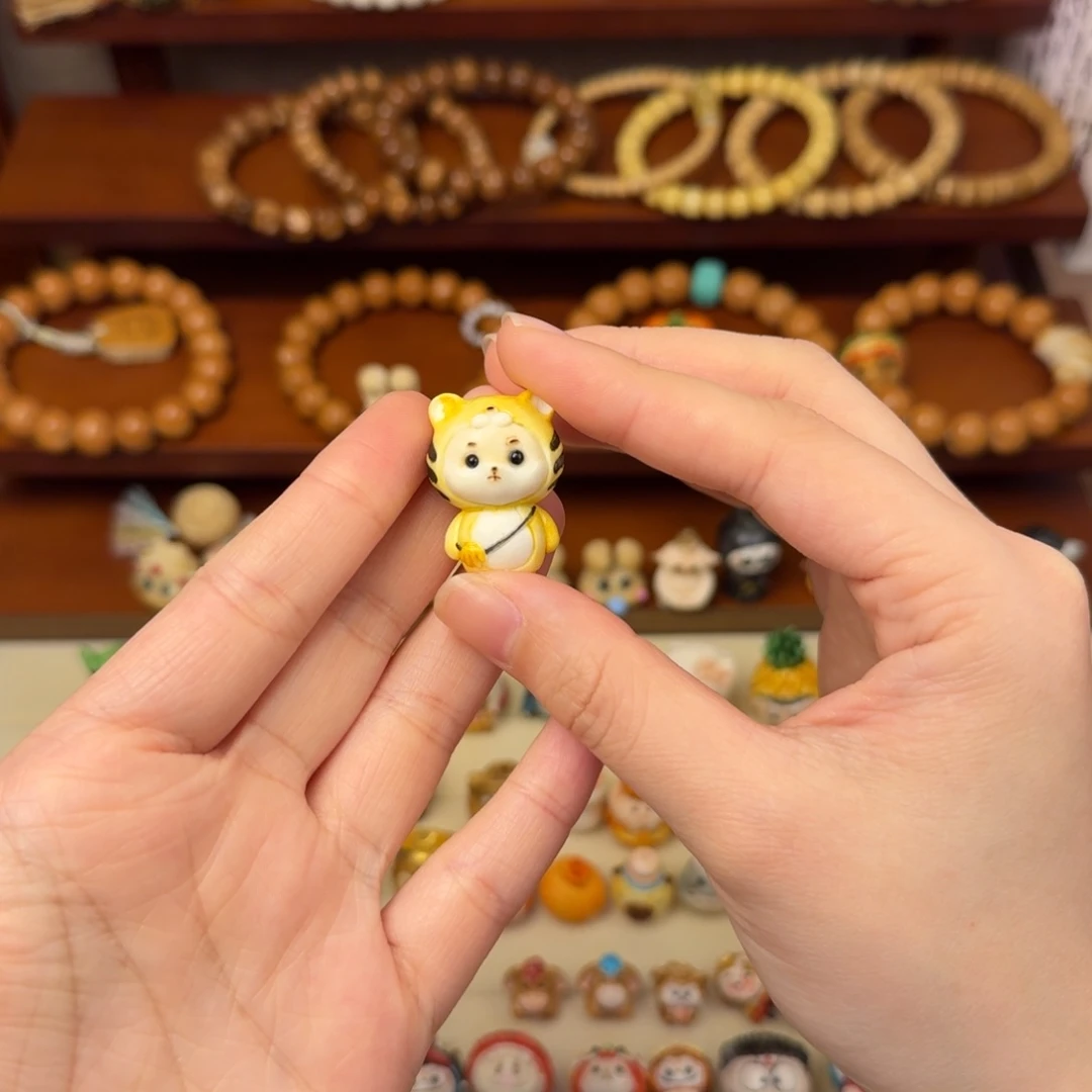 猴头核桃手串根付小狗