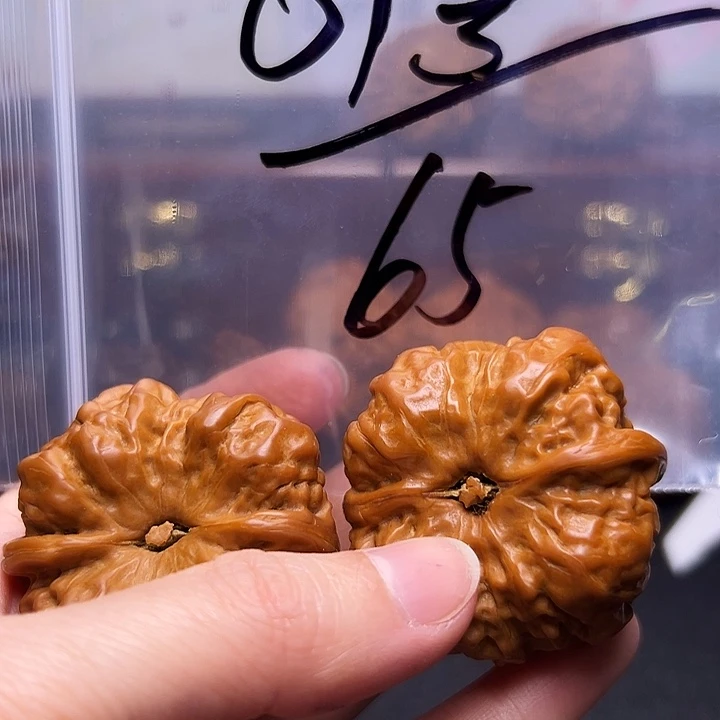 文玩核桃吊坠蛤蟆头65米