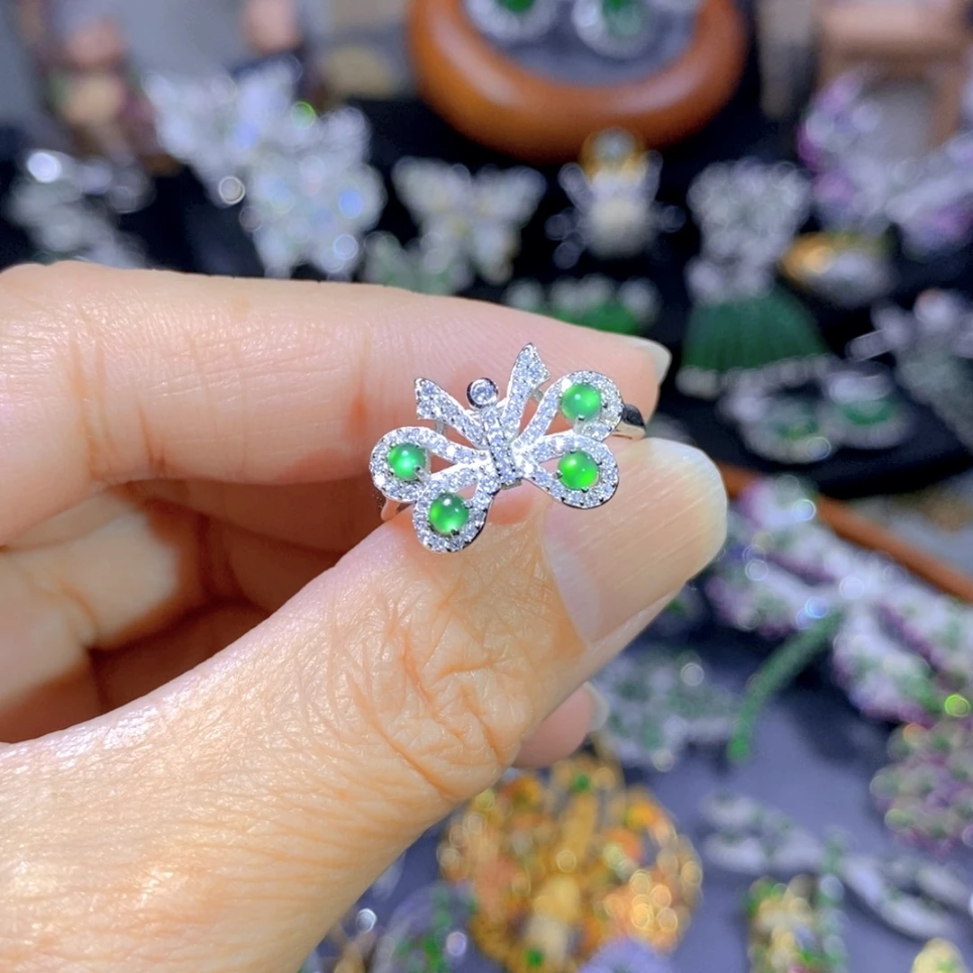 翡翠颈饰银S925镶嵌天然翡翠