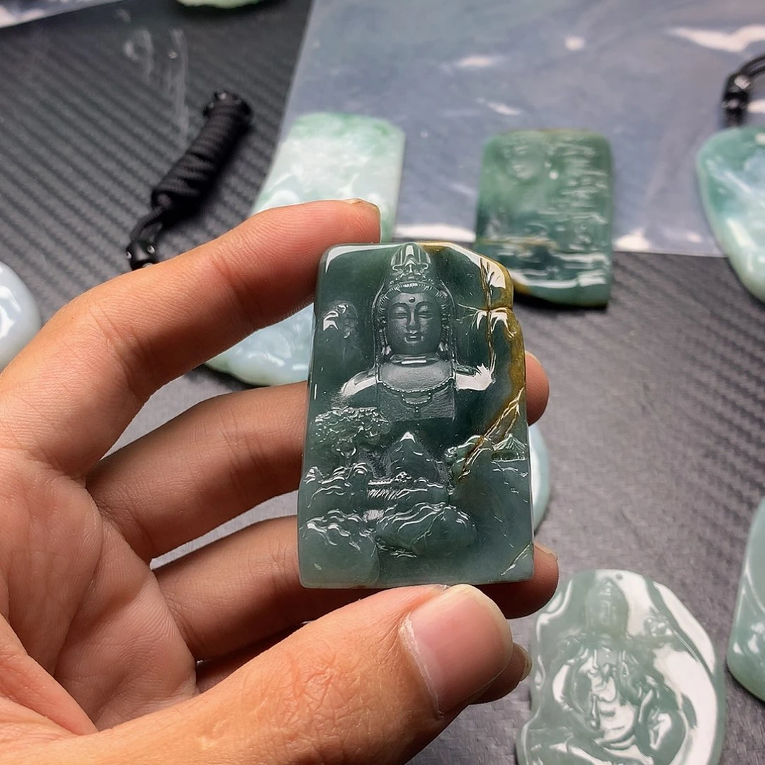 爷***们翡翠未镶嵌颈饰缅甸天然翡翠a货