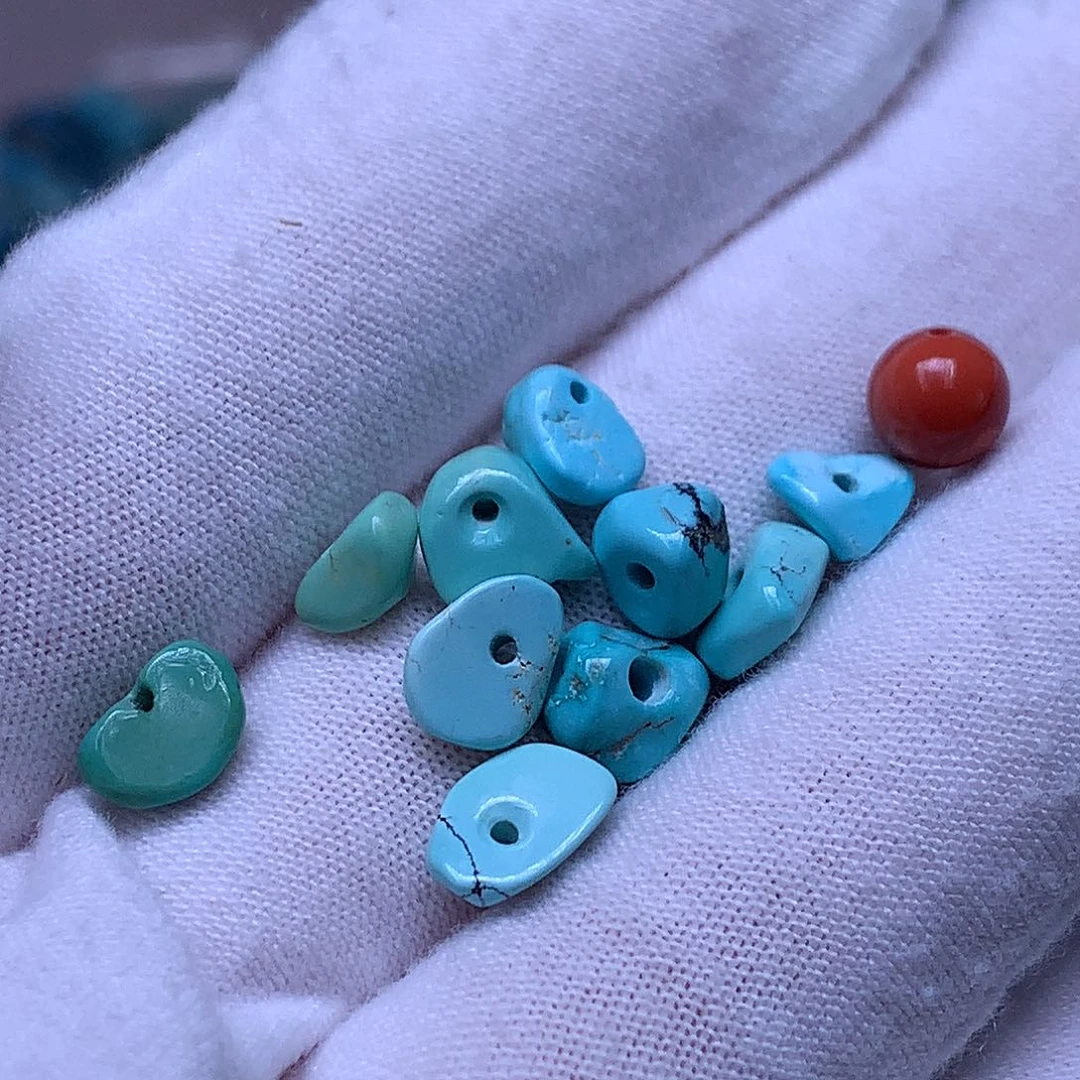未镶嵌南红玛瑙珠宝奇石