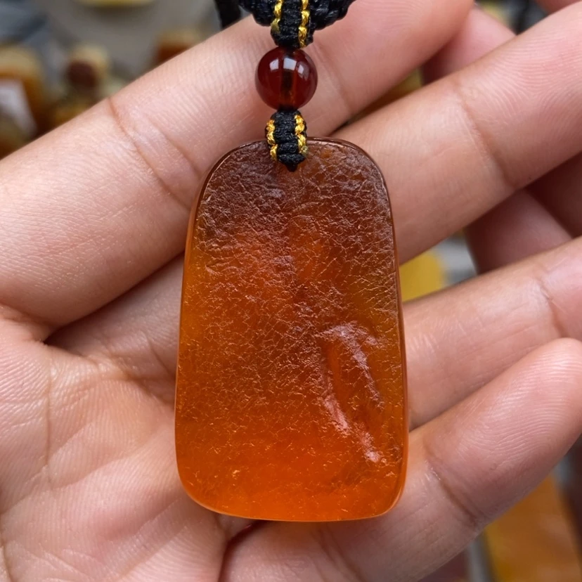 【闪购商品】琥珀颈饰未镶嵌