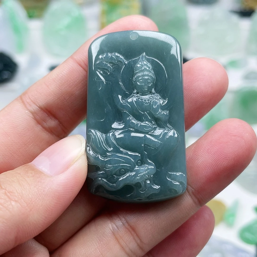 翡翠颈饰未镶嵌御龙观音