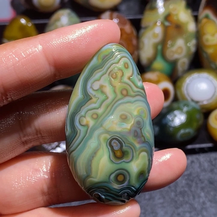 玛瑙/玉髓未镶嵌珠宝半成品47