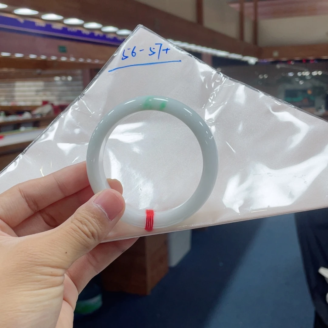 未镶嵌手镯翡翠福利