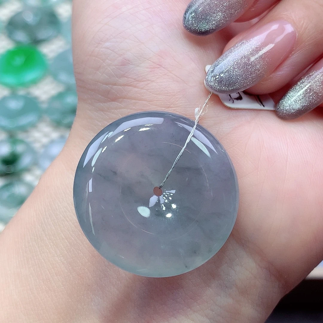 翡翠未镶嵌颈饰编号34。27.7*6.7mm