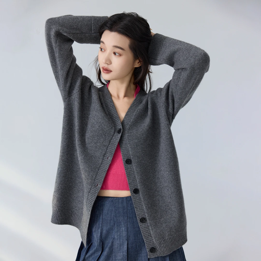 萌萌家/厚实有型山羊绒V领开衫 加厚显瘦开衫针织 复古叠穿外套女