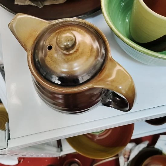 瓷片五厂，七厂各种摆件，瓷片，均有瑕疵！