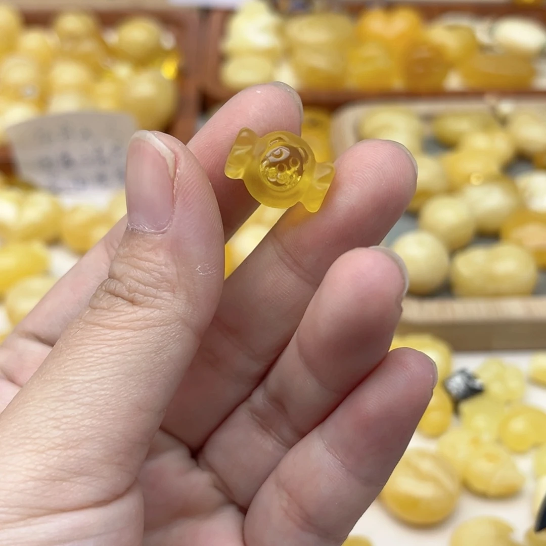 裸石蜜蜡未镶嵌配饰