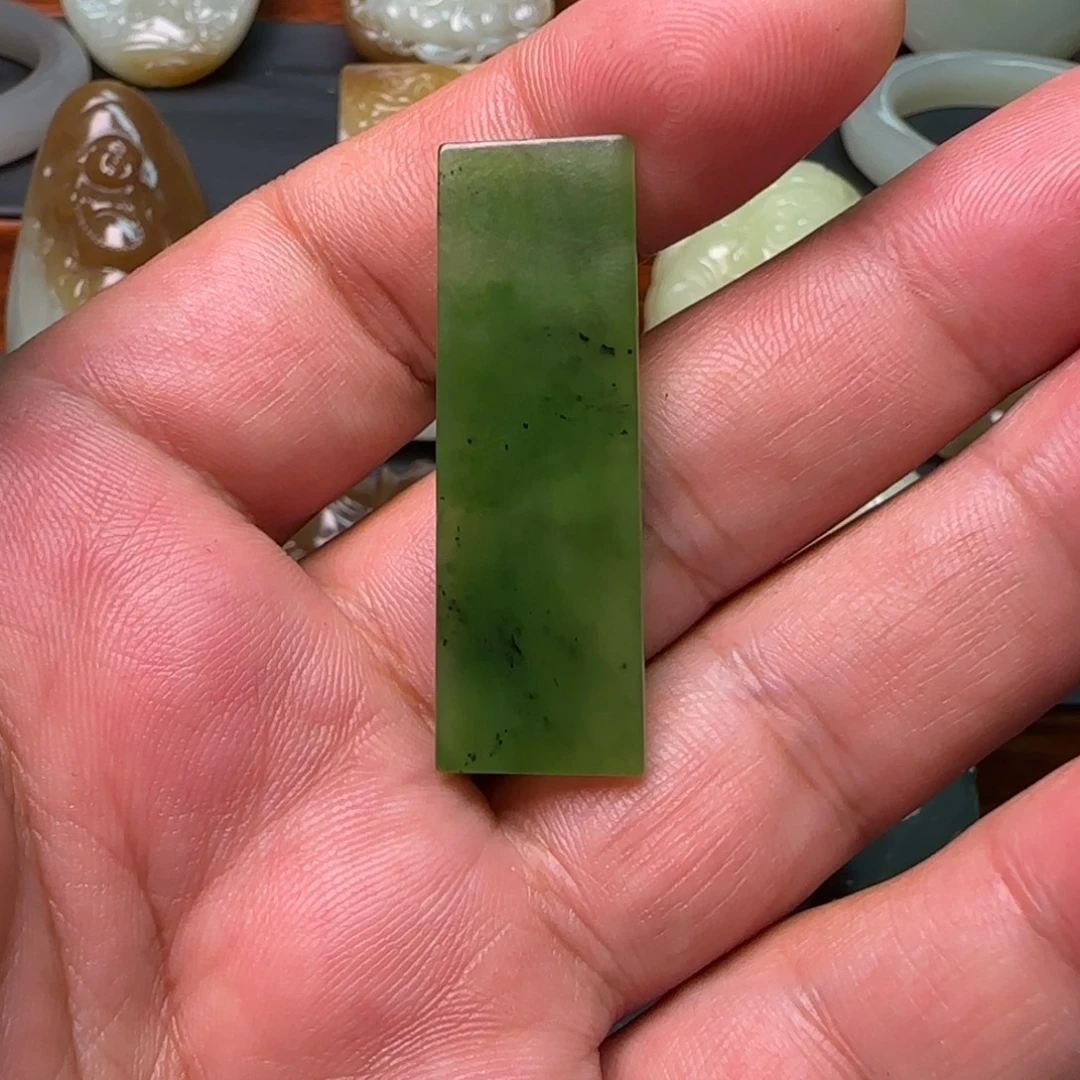 霁***g和田玉（碧玉）未镶嵌颈饰