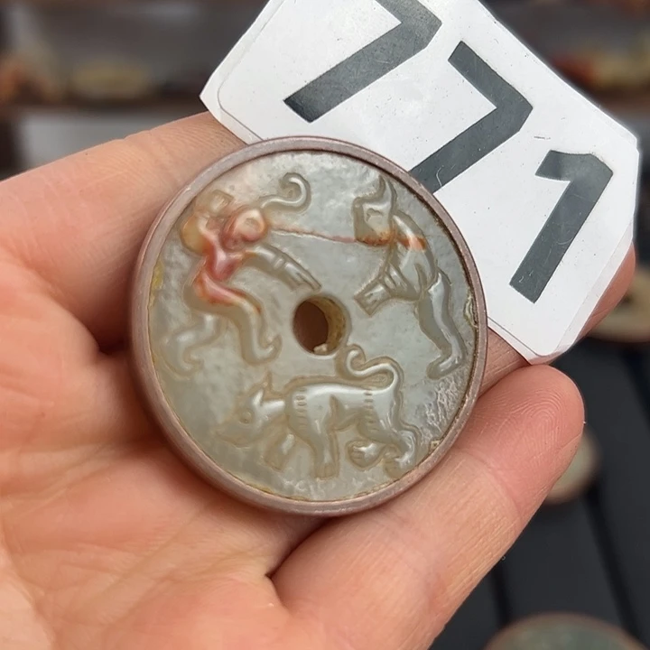 和田玉（糖玉）颈饰未镶嵌粉**髅