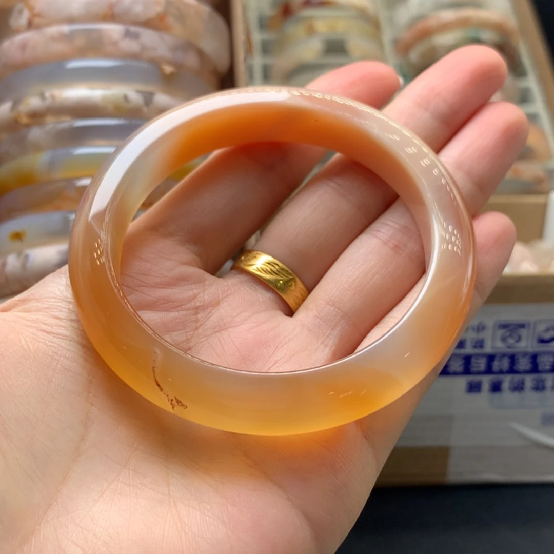 【闪购商品】玛瑙/玉髓手镯未镶嵌兜**赚