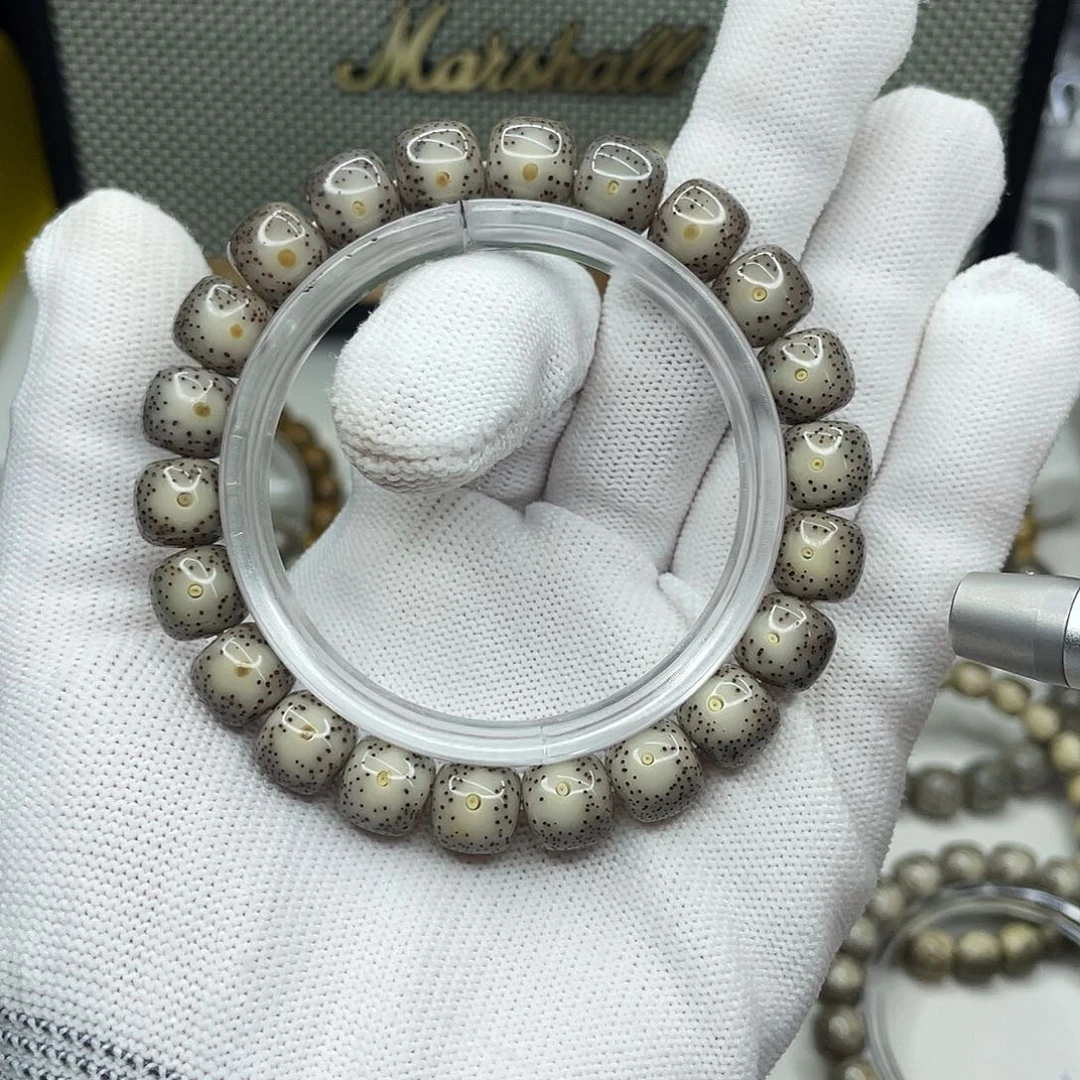 星月菩提手串10mm 灰冰糖大眼